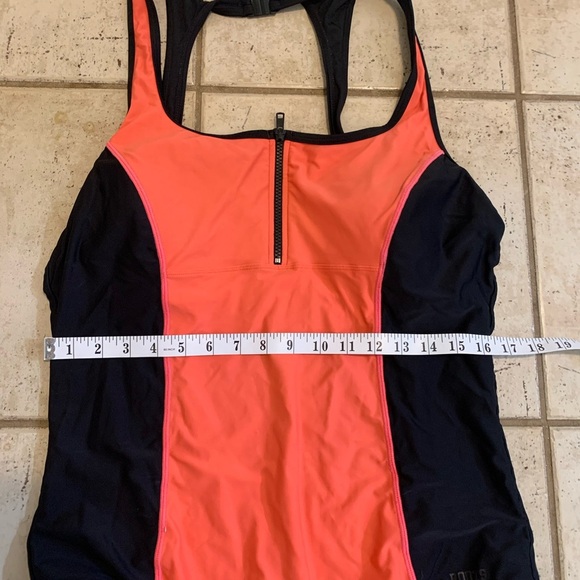 Roots Black & Coral Zip-Front One-Piece Swimsuit - Size 16 - Picture 3 of 8